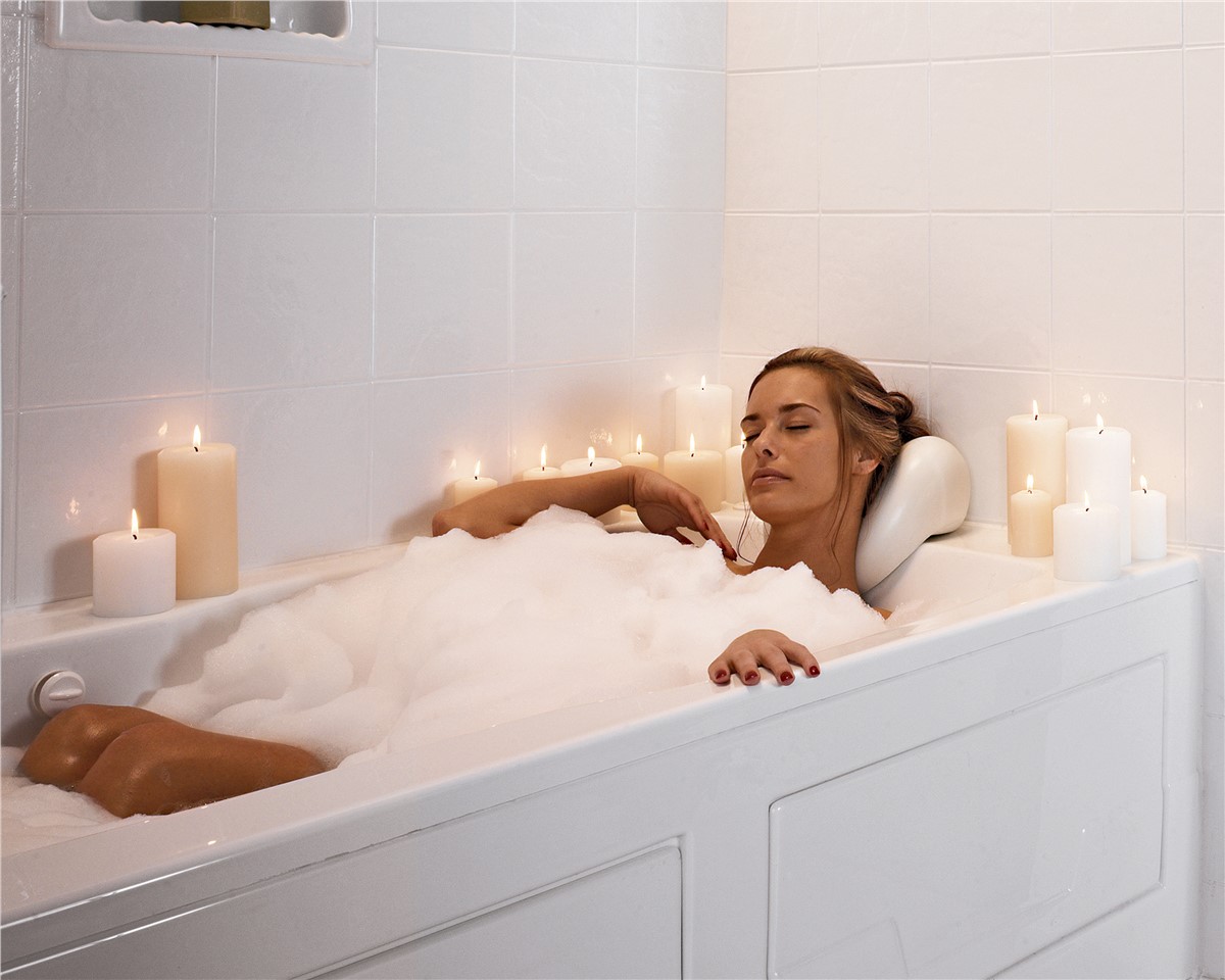 Spas & Whirlpool Tubs