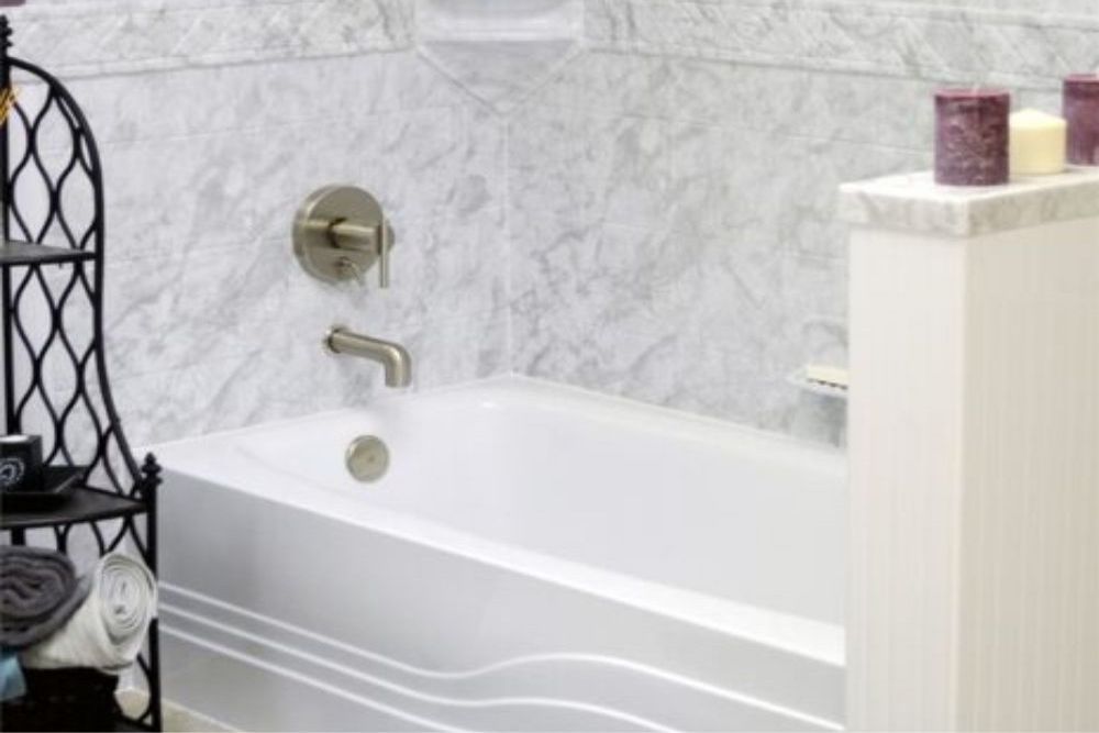 Best Times to Replace an Outdated Bathtub in Florida Homes