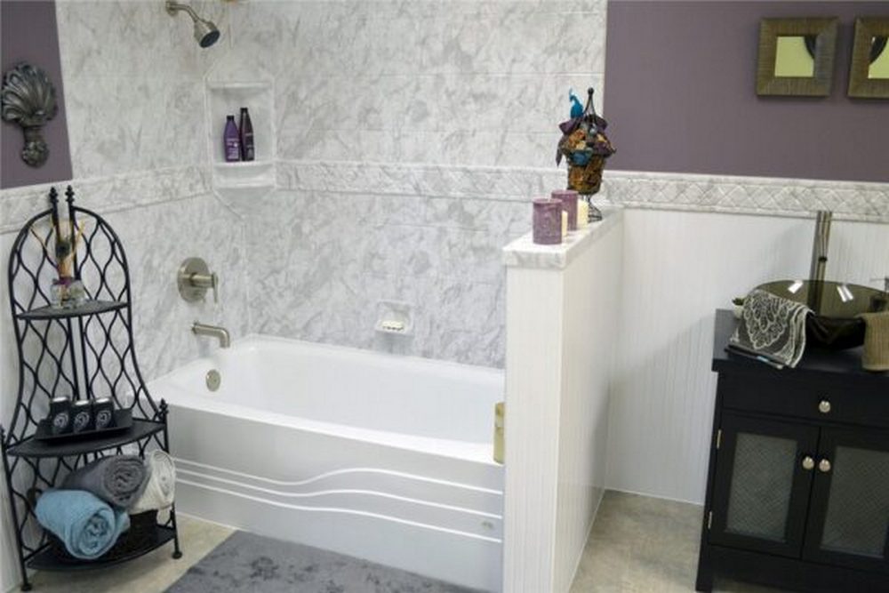 When Bathtub Replacement Makes More Sense Than Bathtub Repair