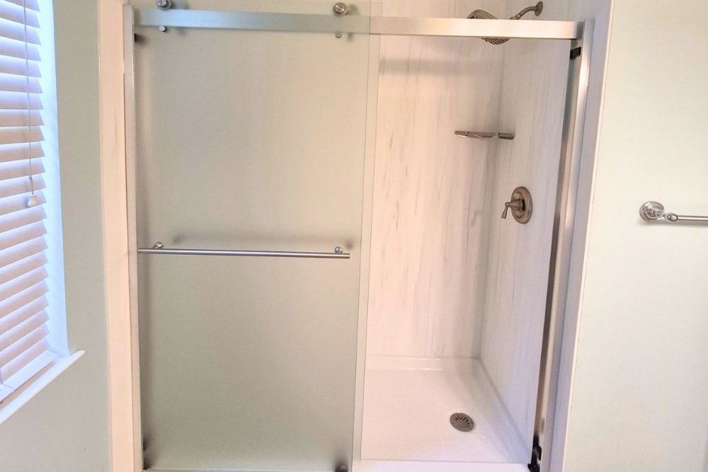 When a Tub to Shower Conversion Fits Your Lifestyle Better