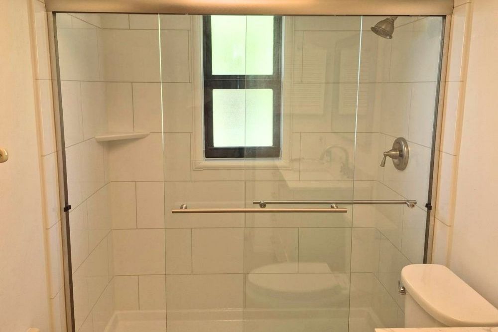 Why Walk-In Showers Are a Smart Choice for Bathroom Renovations